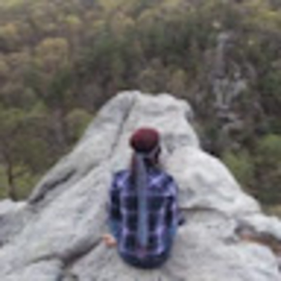 Meet your Posher, Dani - Picture 1 of 1